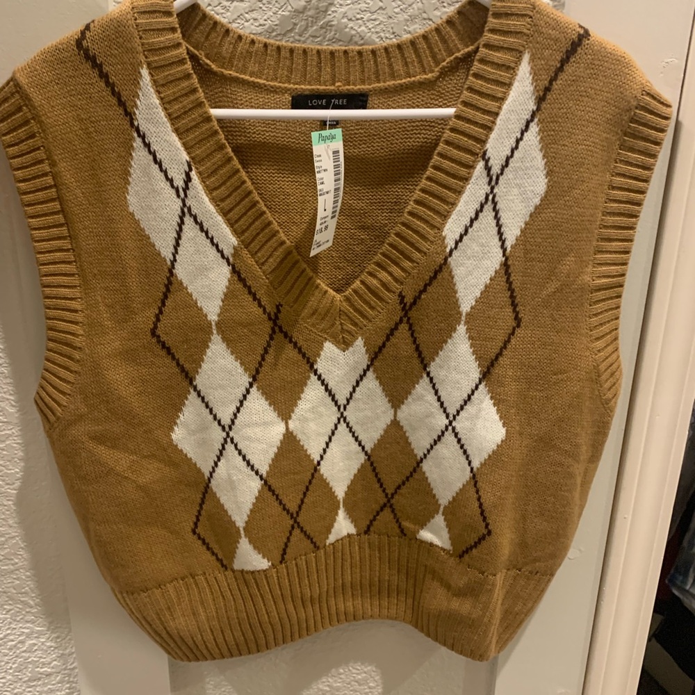Papaya Tan and White V-Neck Sweater